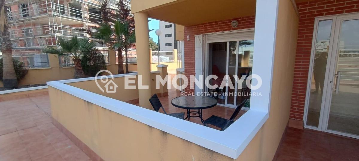 Apartment à Guardamar del Segura, Alicante, Espagne 2 chambres, 75 m2 No. 183813