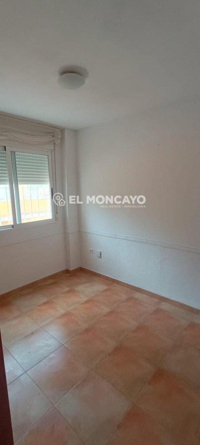 Apartment à Guardamar del Segura, Alicante, Espagne 2 chambres, 75 m2 No. 183813
