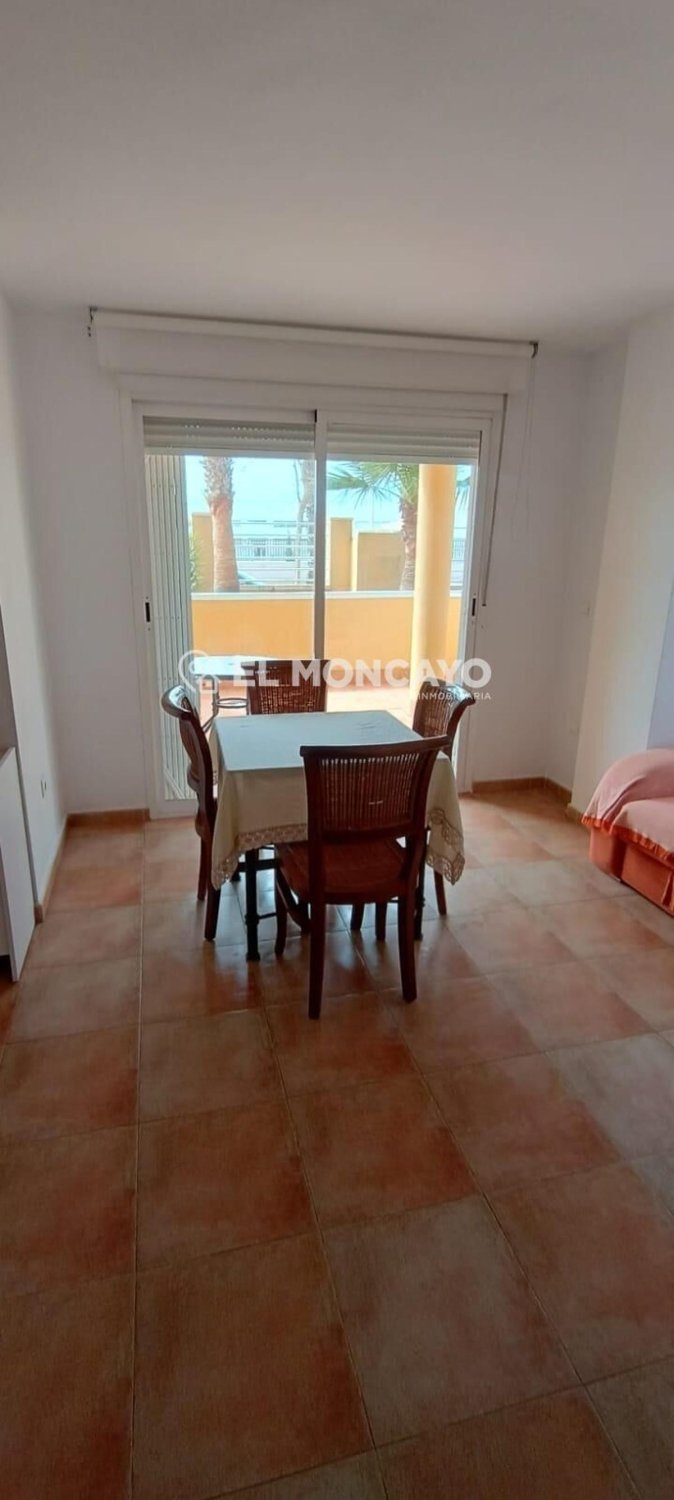 Apartment à Guardamar del Segura, Alicante, Espagne 2 chambres, 75 m2 No. 183813