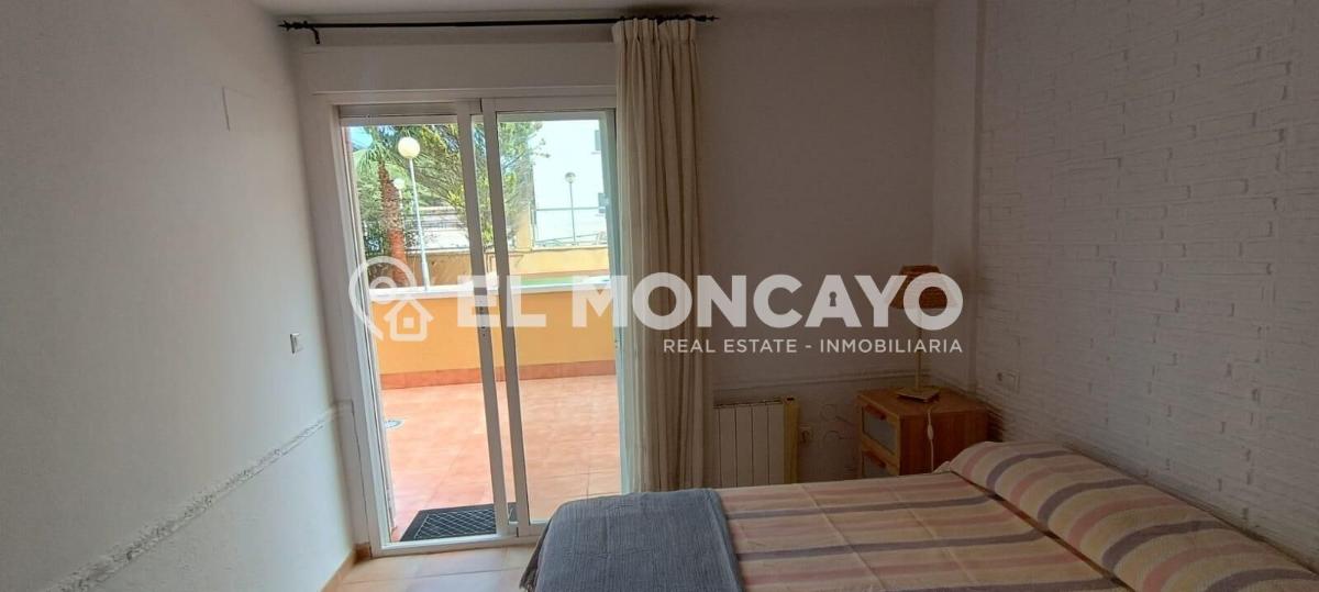 Apartment à Guardamar del Segura, Alicante, Espagne 2 chambres, 75 m2 No. 183813