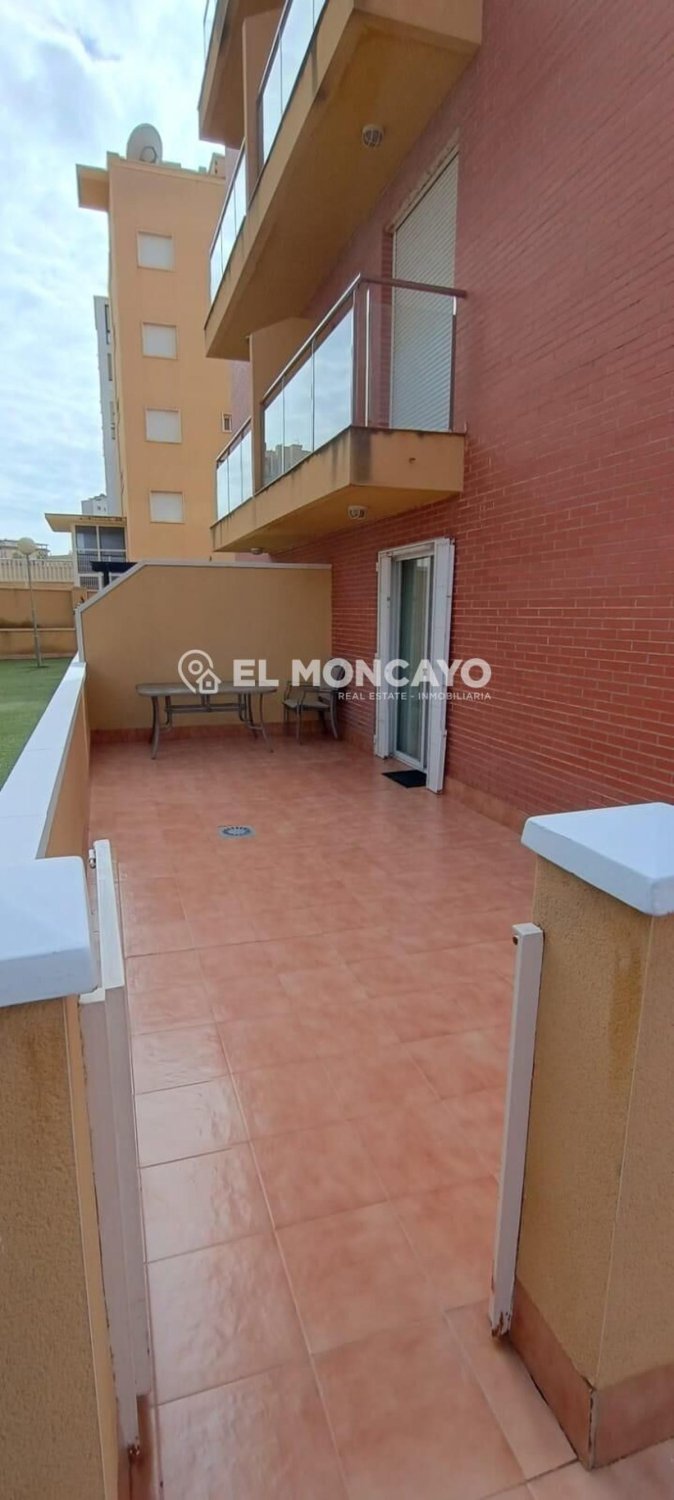 Apartment à Guardamar del Segura, Alicante, Espagne 2 chambres, 75 m2 No. 183813
