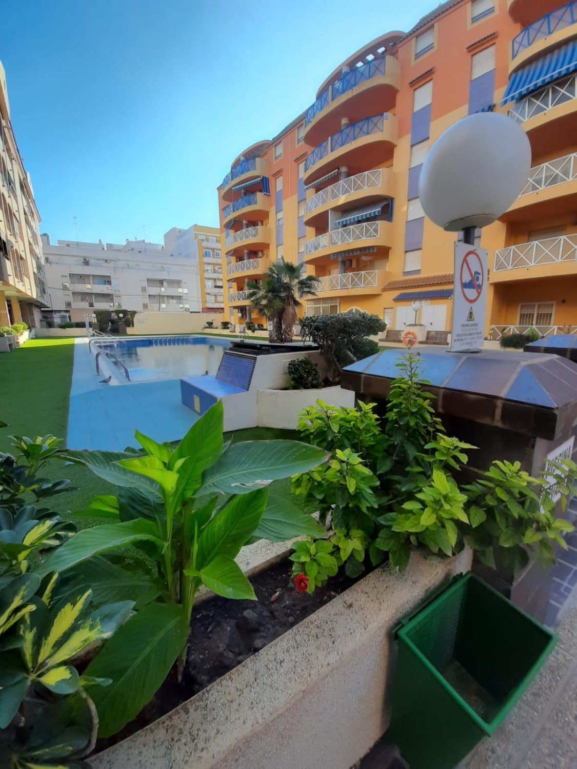 Lägenhet i Torrevieja, Alicante, Spanien 3 sovrum, 1 kvm. Nr. 183816