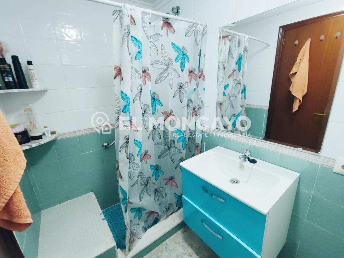 Apartment à Almoradi, Alicante, Espagne 4 chambres, 111 m2 No. 183815