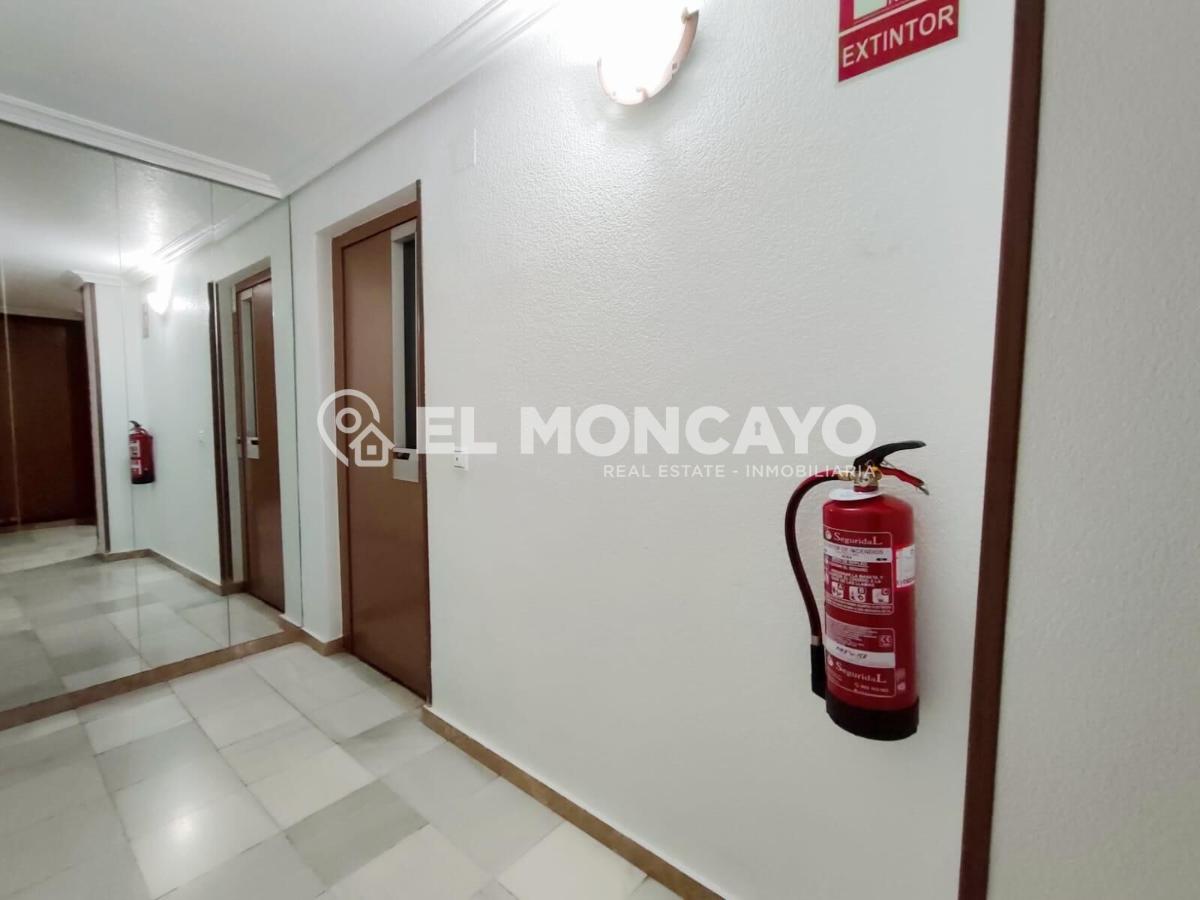 Apartment à Almoradi, Alicante, Espagne 4 chambres, 111 m2 No. 183815