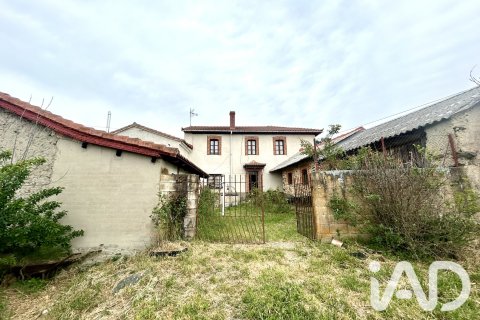 Вилла в Риелло, Леон, Испания 4 спальни, 384м2 №192151