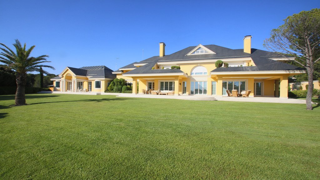 Villa à Pozuelo de Alarcon, Madrid, Espagne 6 chambres, 1233 m2 No. 102524
