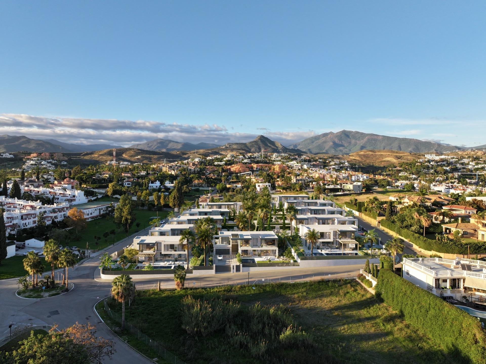 Villa in Estepona, Malaga, Spain 4 bedrooms, 350 sq.m. No. 169673