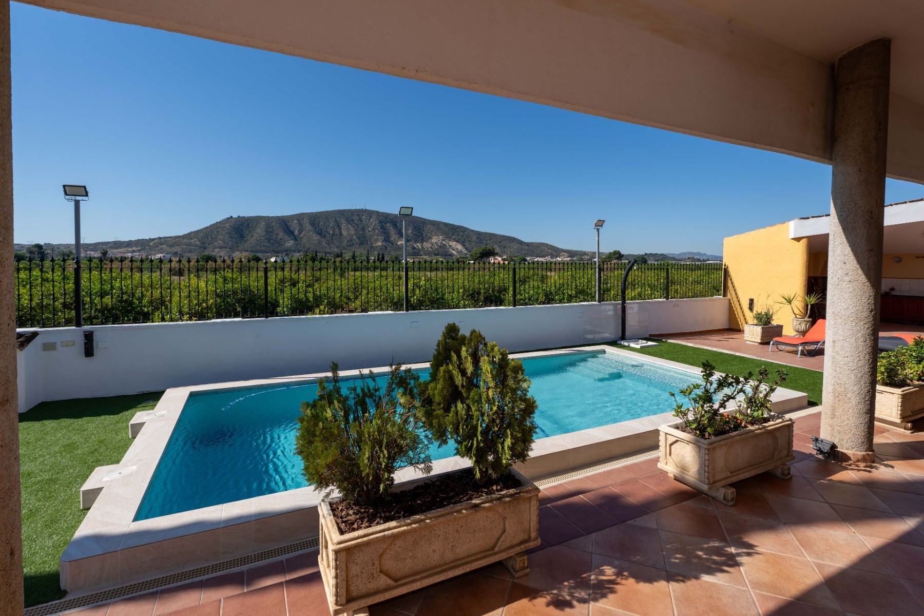 Villa a Orihuela, Alicante, Spagna 5 camere da letto, 495 mq. N° 140320