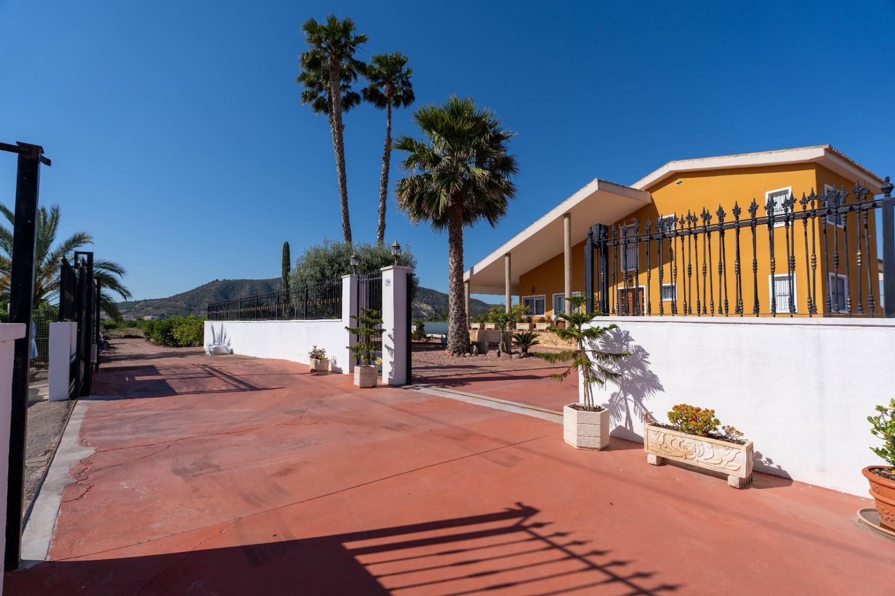 Villa a Orihuela, Alicante, Spagna 5 camere da letto, 495 mq. N° 140320