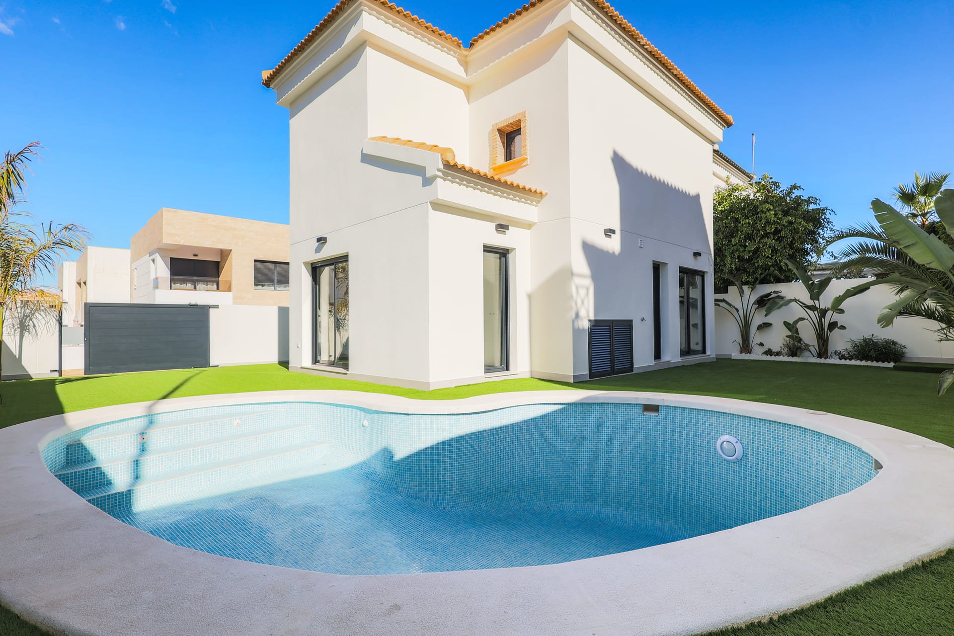 Villa à Alicante, Espagne 3 chambres, 109 m2 No. 146758