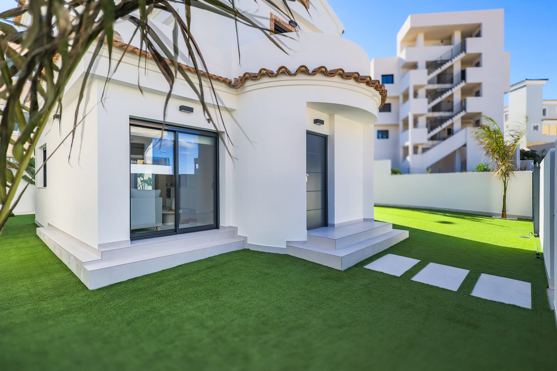 Villa à Alicante, Espagne 3 chambres, 109 m2 No. 146758