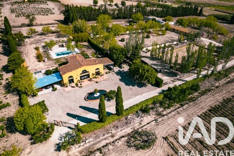 Māja Castellvi de la Marca, Barcelona, Spānijā 4 istabas, 600 m2 Nr. 152270