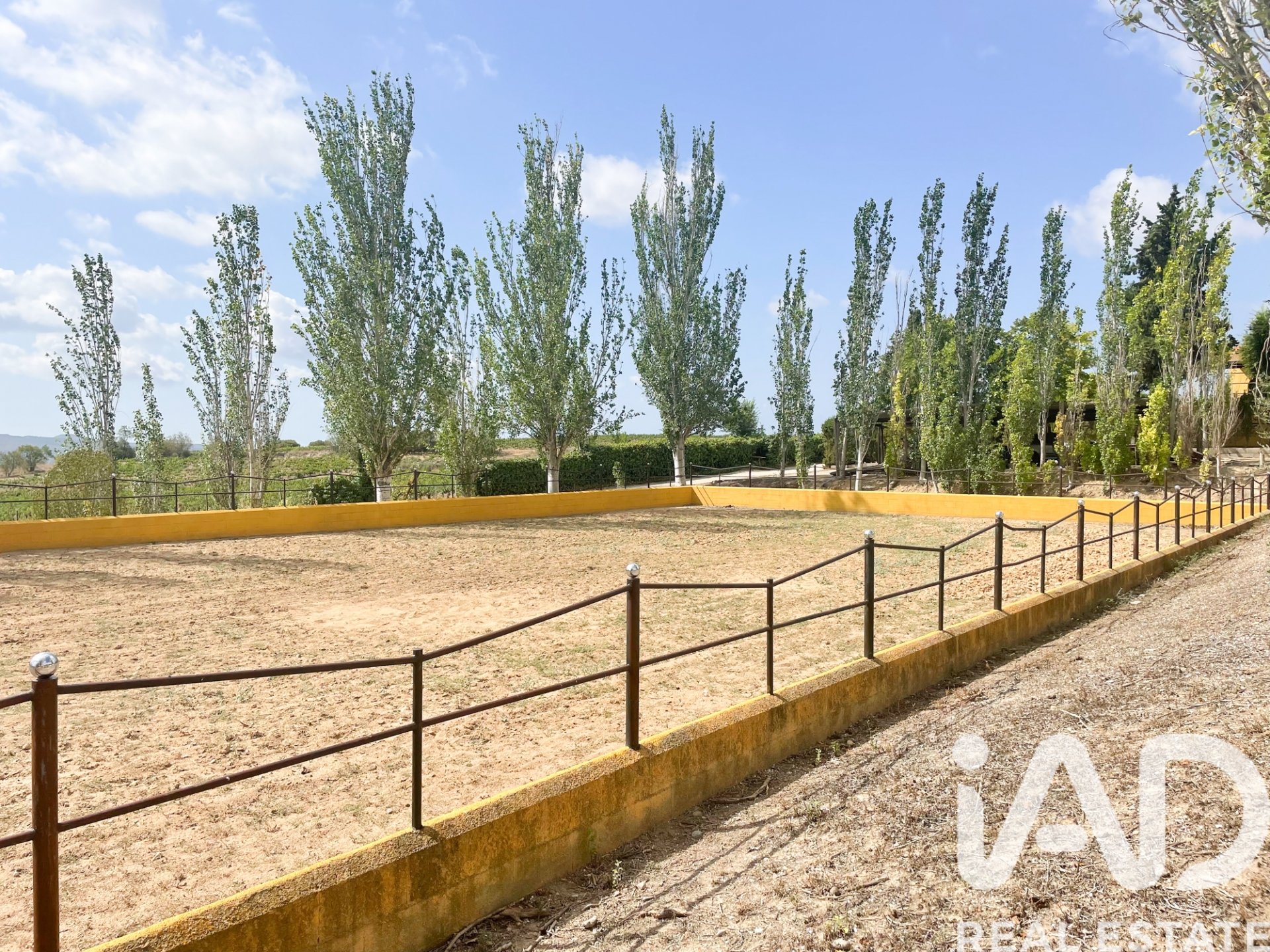 Talo Castellvi de la Marca, Barcelona, Espanja 4 makuuhuonetta, 600 m2 No. 152270