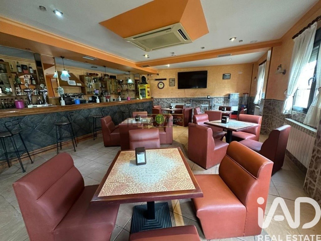Hotelli El Burgo Ranero, Leon, Espanja 11 makuuhuonetta, 483 m2 No. 152268