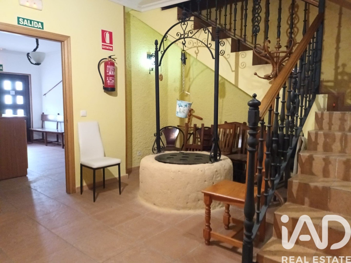 Hotelli El Burgo Ranero, Leon, Espanja 11 makuuhuonetta, 483 m2 No. 152268