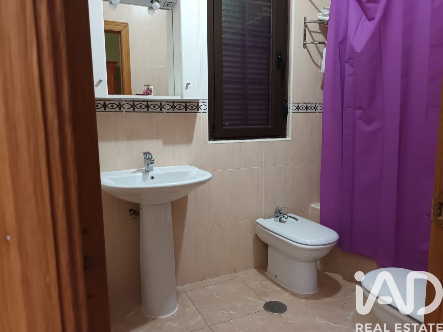 Hotelli El Burgo Ranero, Leon, Espanja 11 makuuhuonetta, 483 m2 No. 152268