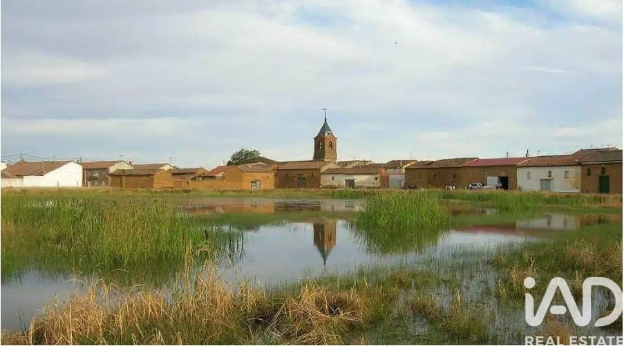 Hotelli El Burgo Ranero, Leon, Espanja 11 makuuhuonetta, 483 m2 No. 152268