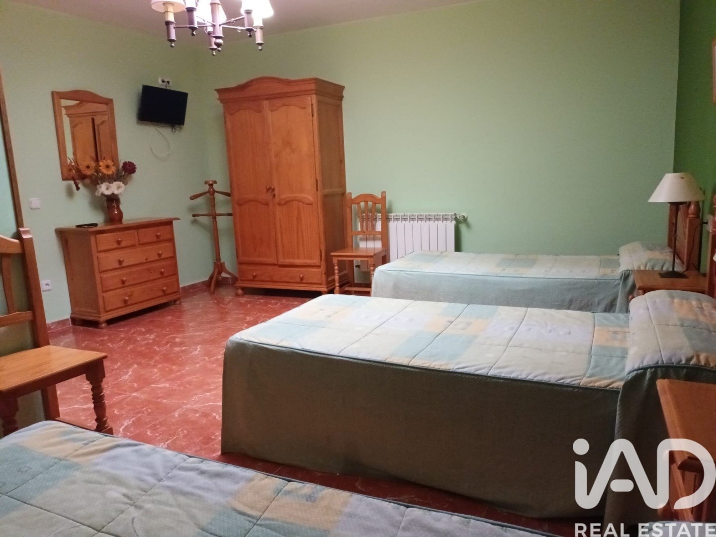 Hotelli El Burgo Ranero, Leon, Espanja 11 makuuhuonetta, 483 m2 No. 152268