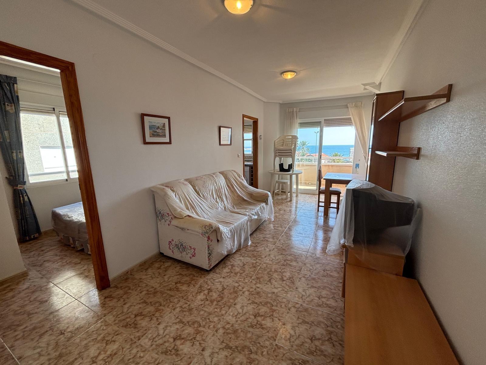 Apartamento en Torrevieja, Alicante, España 1 dormitorio,  No. 148783