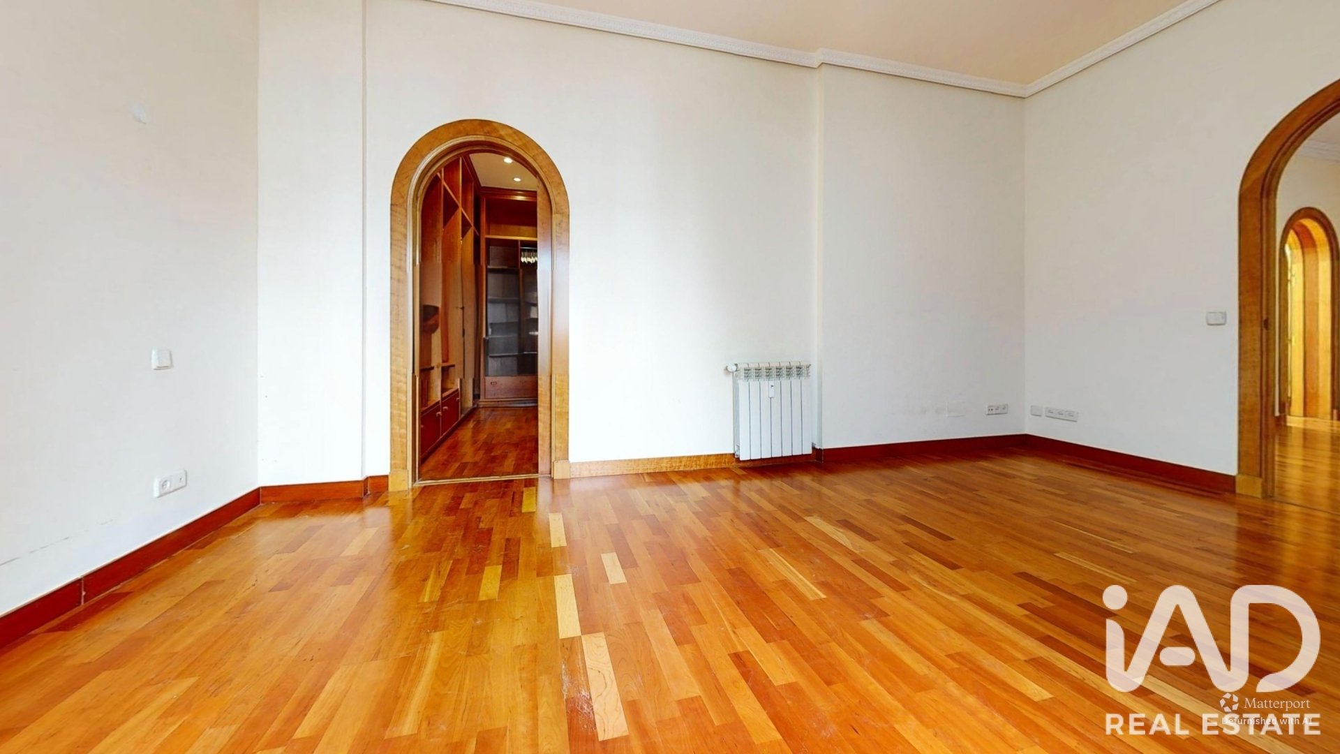Huoneisto Madrid, Espanja 4 makuuhuonetta, 204 m2 No. 195764