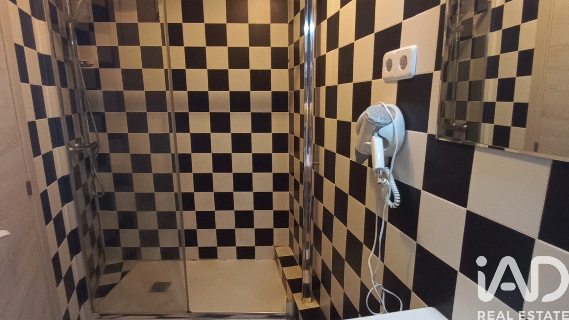 Apartment in Madrid, Spain 2 bedrooms, 78 sq.m. No. 195759
