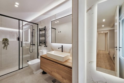 Paritalo Madrid, Espanja 2 makuuhuonetta, 120 m2 No. 179963