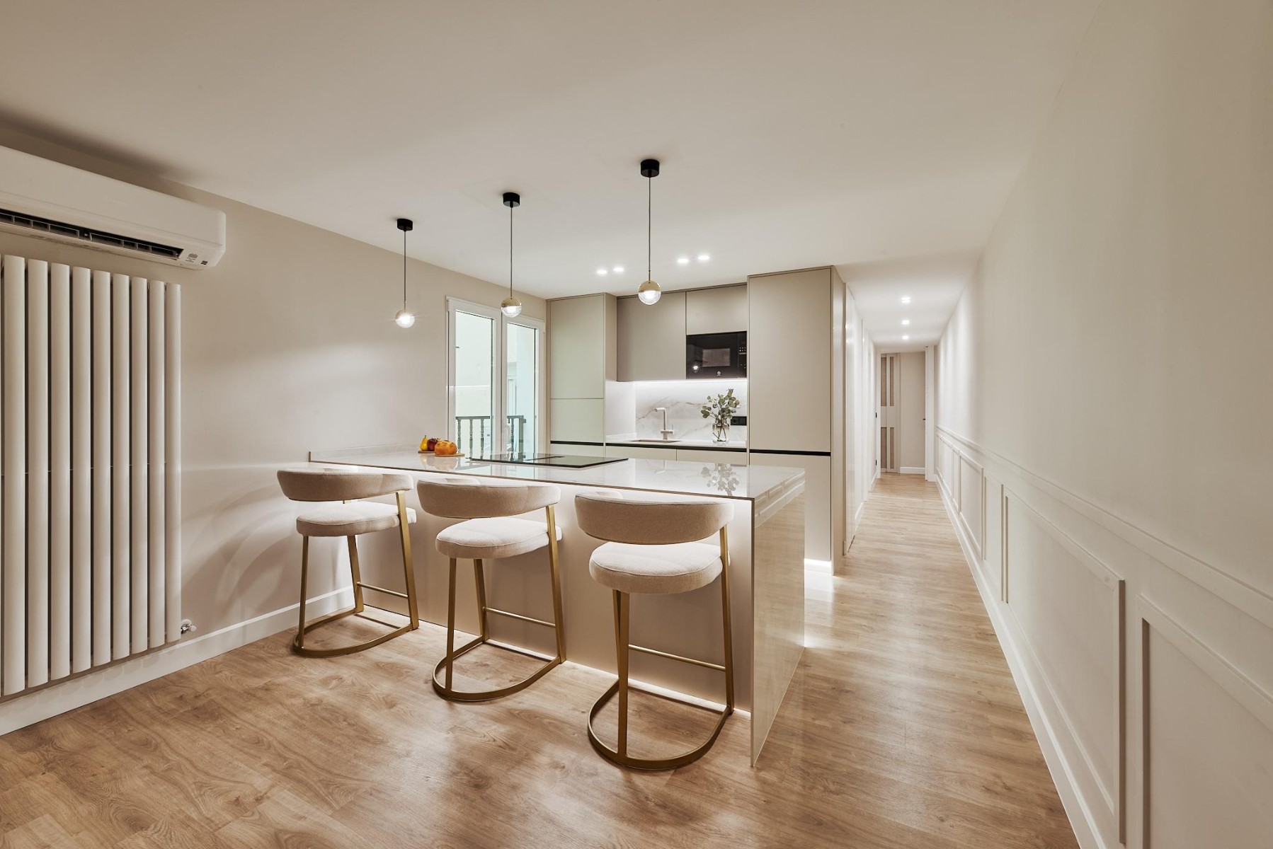 Duplex à Madrid, Espagne 2 chambres, 120 m2 No. 179963