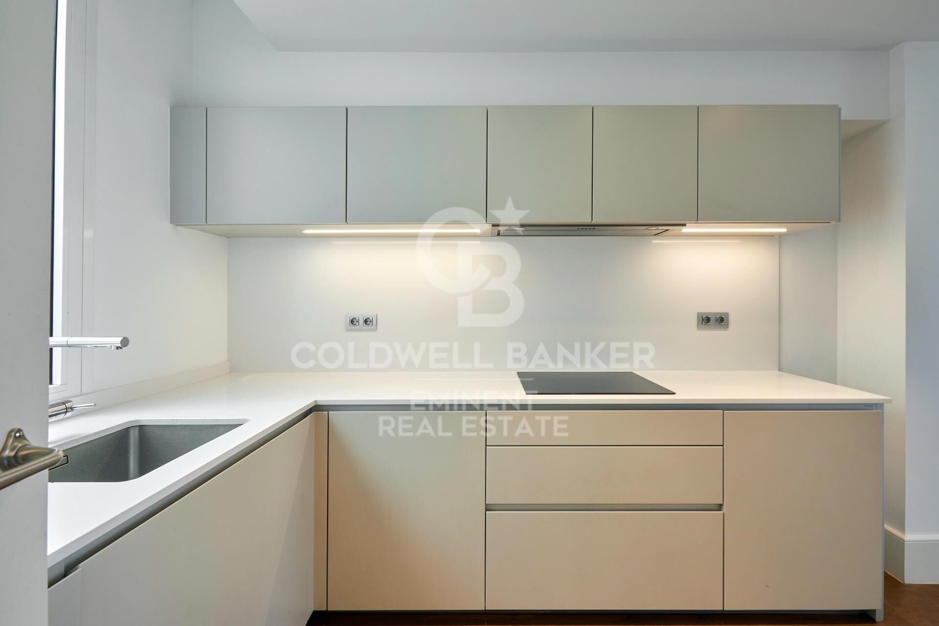 Penthouse in Barcelona, Spain 2 bedrooms, 139 sq.m. No. 158803