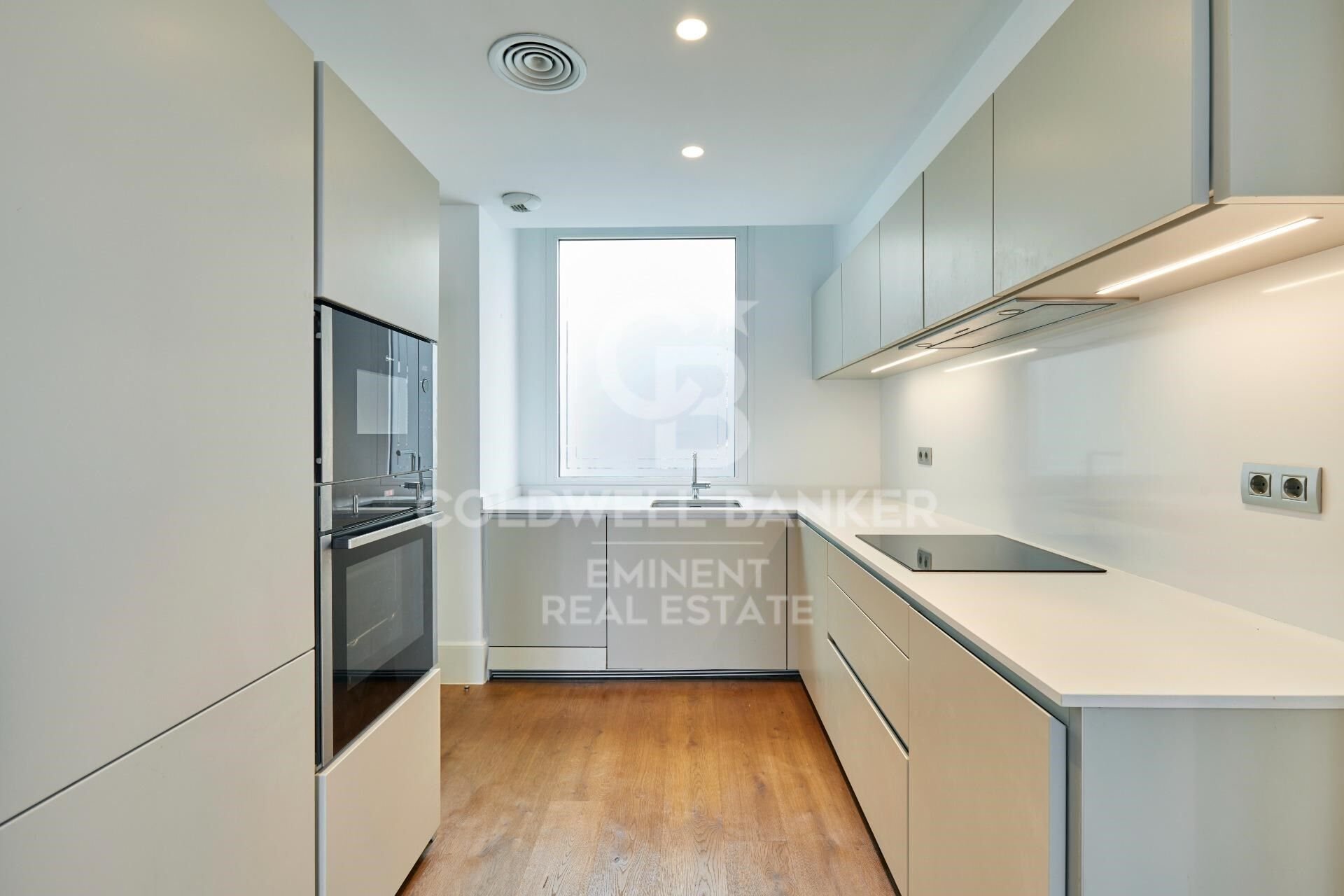 Penthouse in Barcelona, Spain 2 bedrooms, 139 sq.m. No. 158803