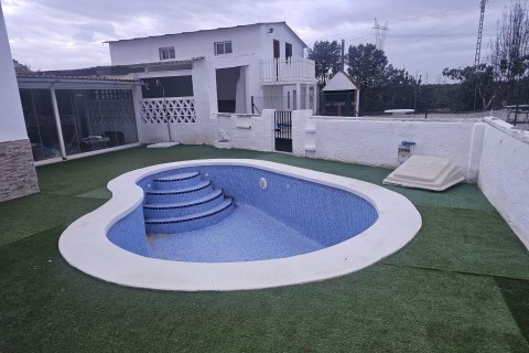 Apartment in Cox, Alicante, Spain 600 sq.m. No. 168884