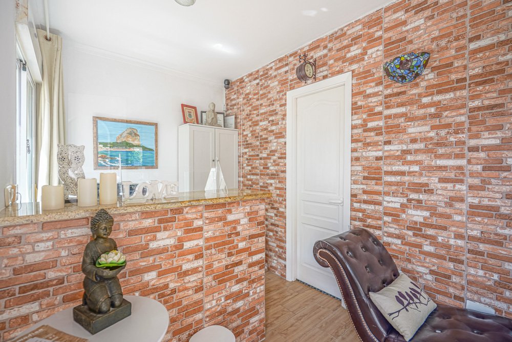 Commercial property in Calpe, Alicante, Spain 16 bedrooms, 302 sq.m. No. 79862