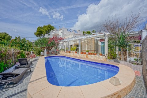 Commercial property in Calpe, Alicante, Spain 16 bedrooms, 302 sq.m. No. 79862