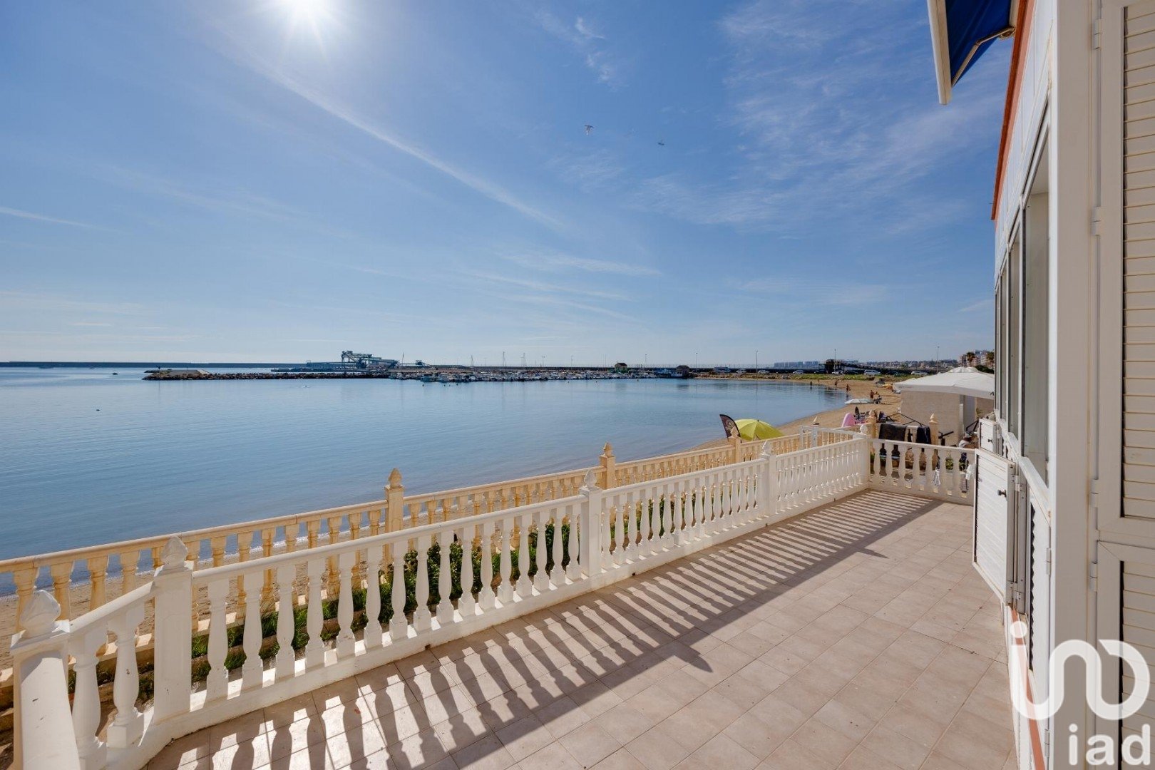 Apartamento en Torrevieja, Alicante, España 4 dormitorios, 146 m2 No. 152938