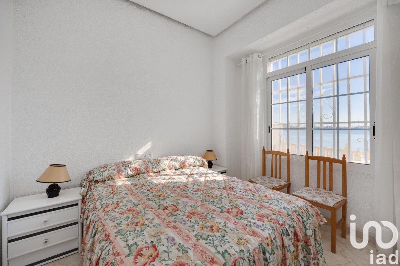 Apartamento en Torrevieja, Alicante, España 4 dormitorios, 146 m2 No. 152938