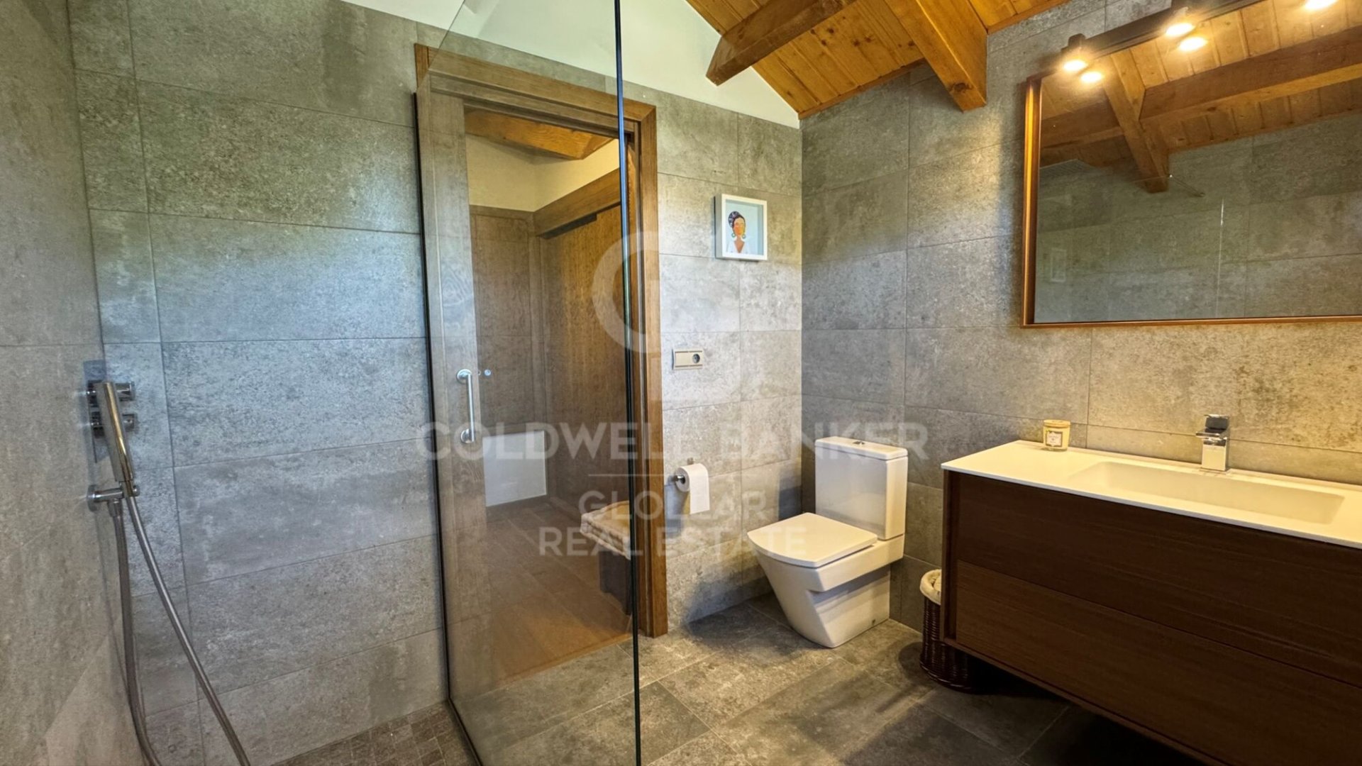 House in Spain 3 bedrooms,  No. 157463