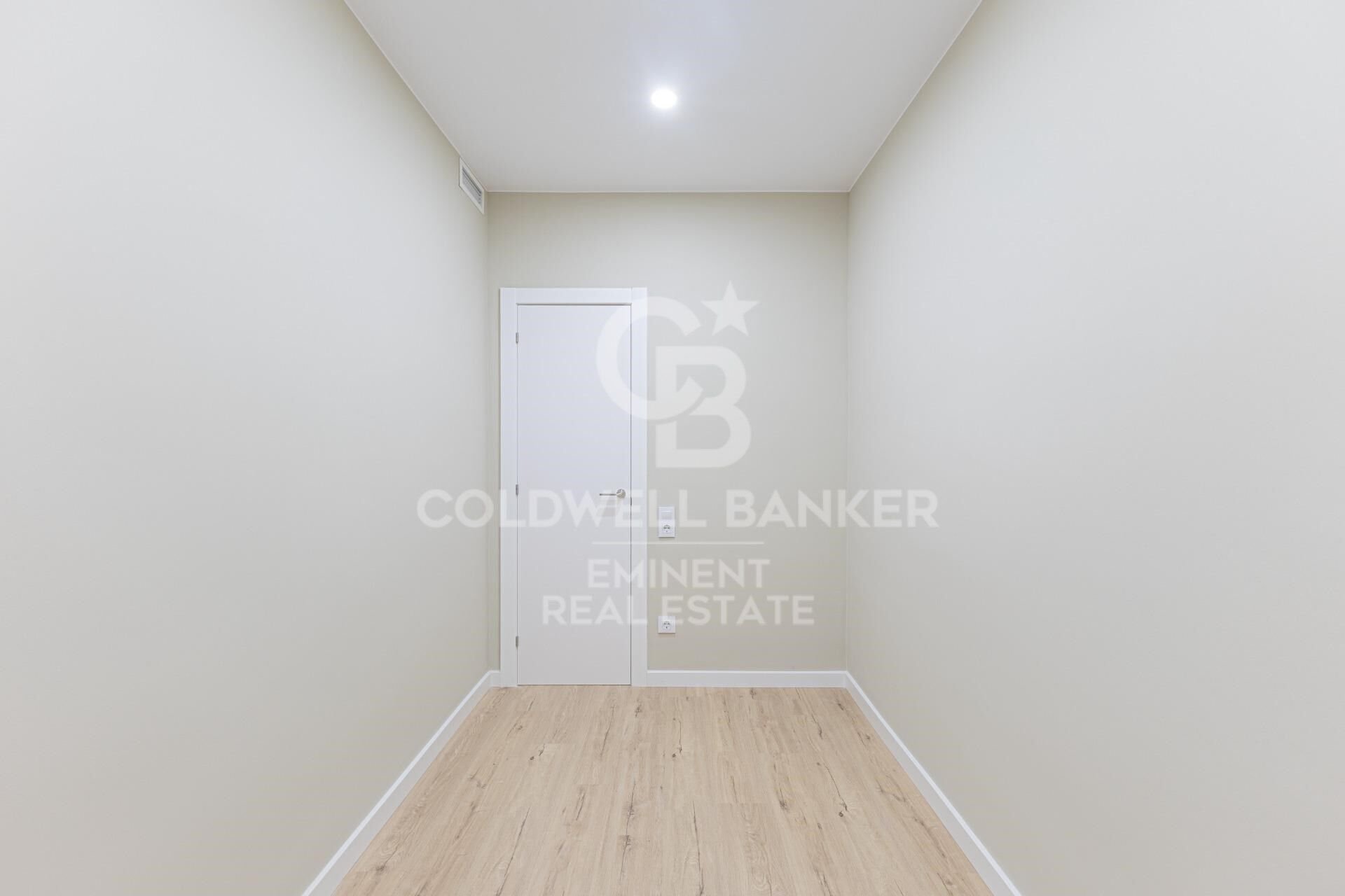 Apartamento en Barcelona, España 3 dormitorios, 70 m2 No. 157459