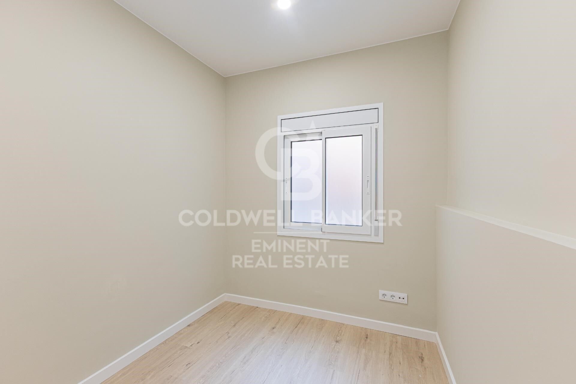 Apartamento en Barcelona, España 3 dormitorios, 70 m2 No. 157459