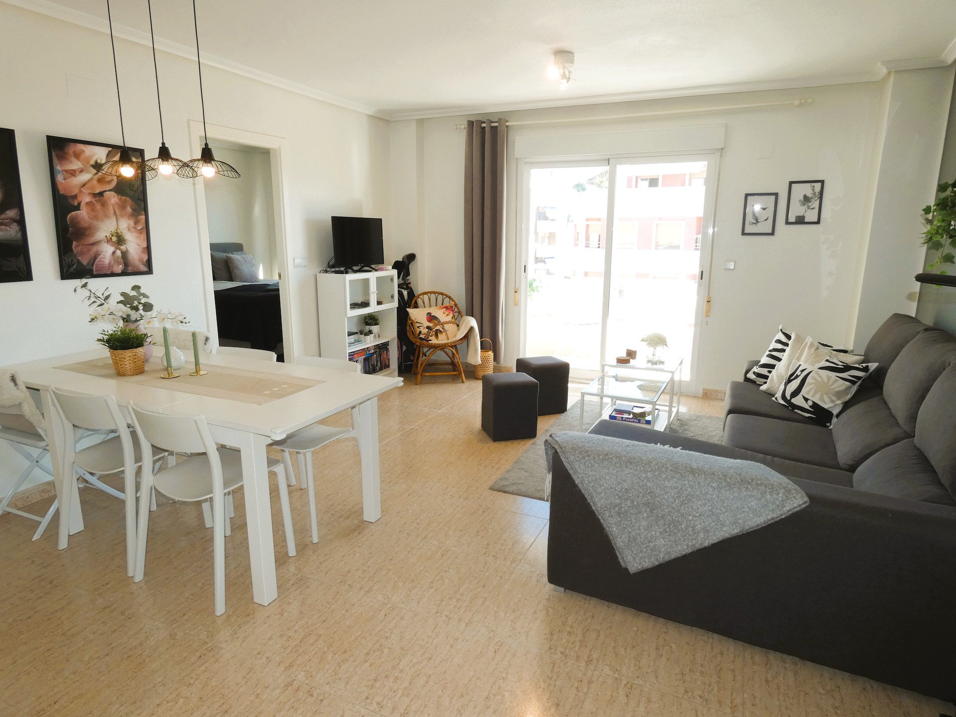 Apartament w Torrevieja, Alicante, Hiszpania 3 sypialnie, 79 mkw. nr 144416