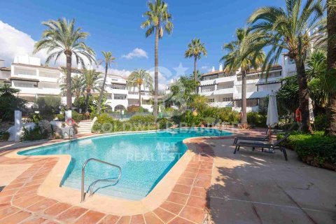 Apartament w Marbella, Malaga, Hiszpania 2 sypialnie, 150 mkw. nr 159291
