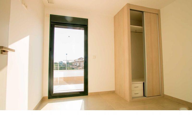 Villa a La Marina, Alicante, Spagna 3 camere da letto, 126 mq. N° 111334