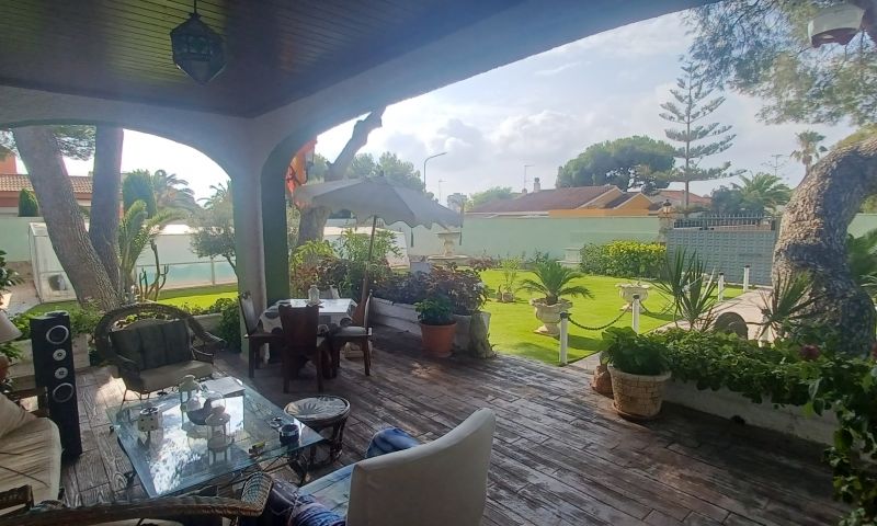Villa Alicante, Spānijā 3 istabas, 250 m2 Nr. 111335