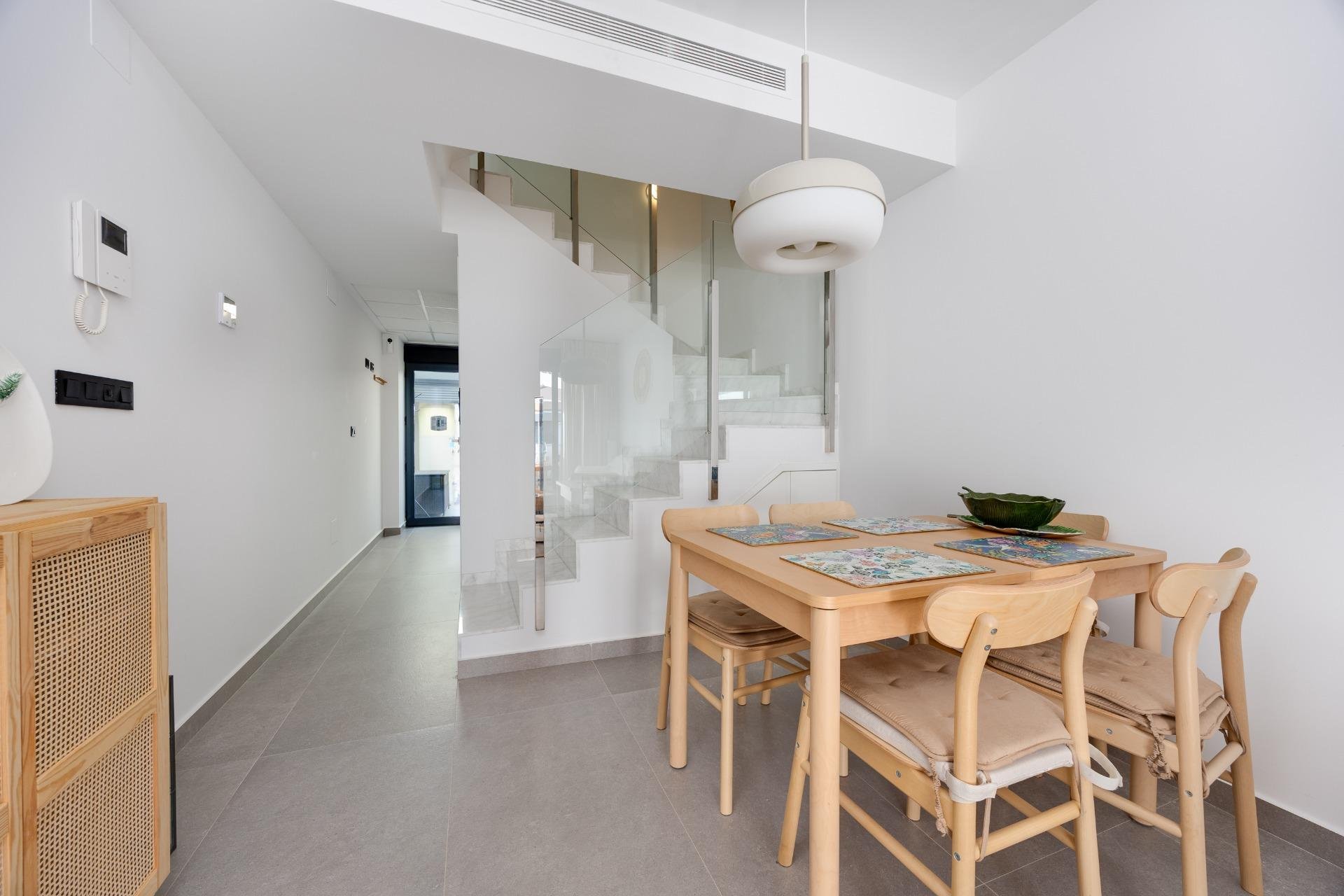 House in Guardamar del Segura, Alicante, Spain 2 bedrooms, 124.1 sq.m. No. 196064