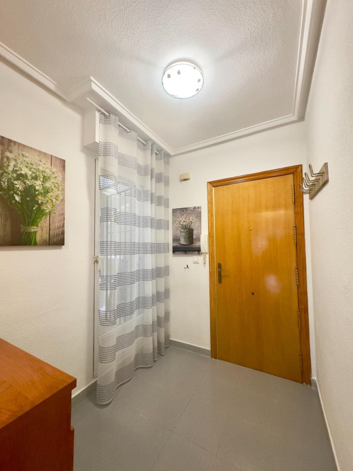 Wohnung in Torrevieja, Alicante, Spanien 1 Schlafzimmer, 46 m2 Nr. 196066