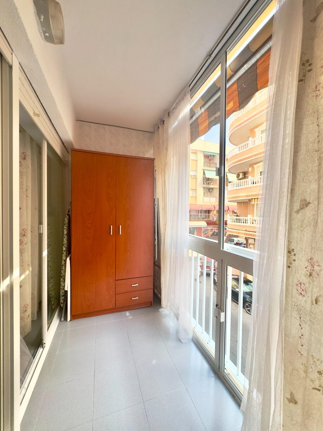 Wohnung in Torrevieja, Alicante, Spanien 1 Schlafzimmer, 46 m2 Nr. 196066