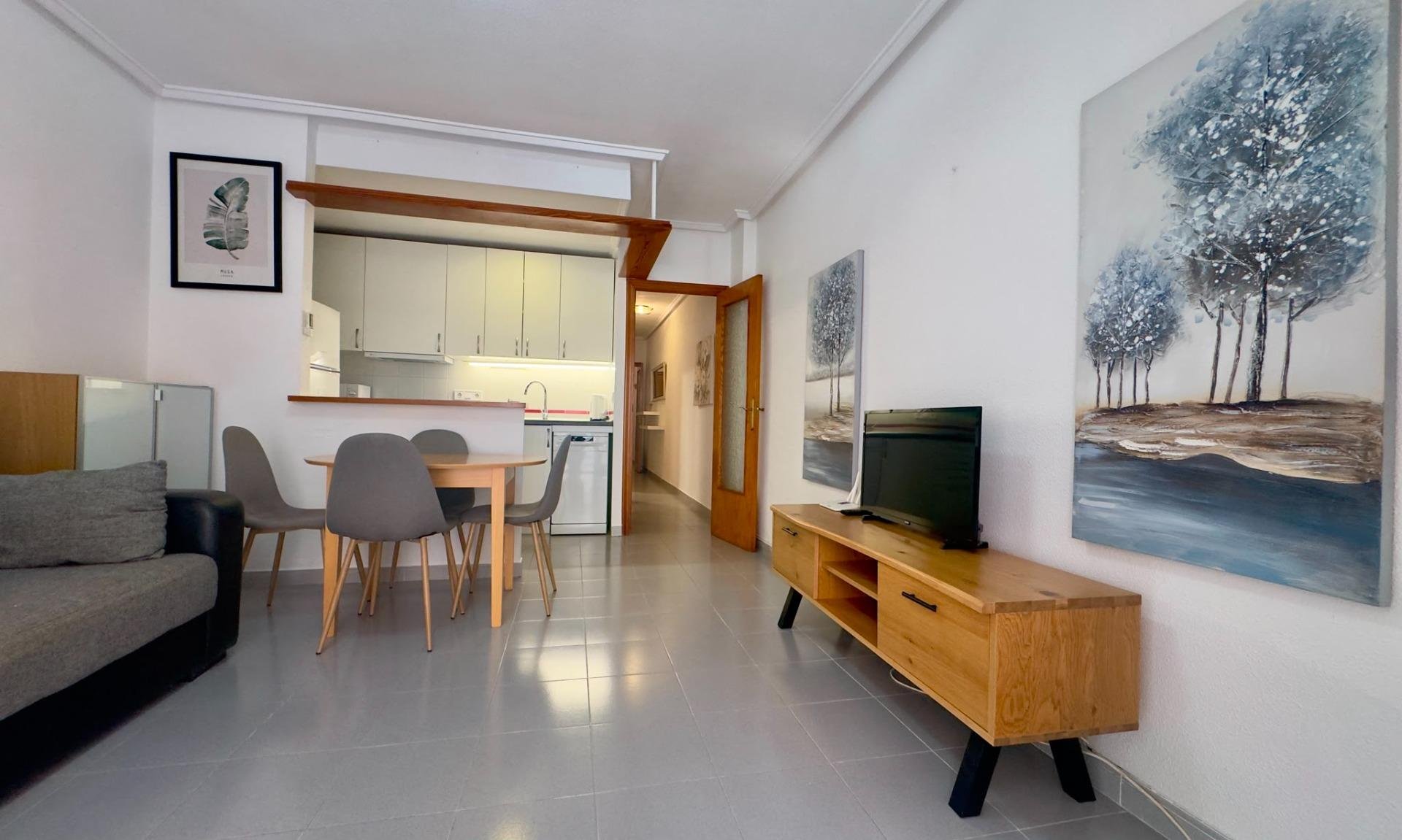 Wohnung in Torrevieja, Alicante, Spanien 1 Schlafzimmer, 46 m2 Nr. 196066