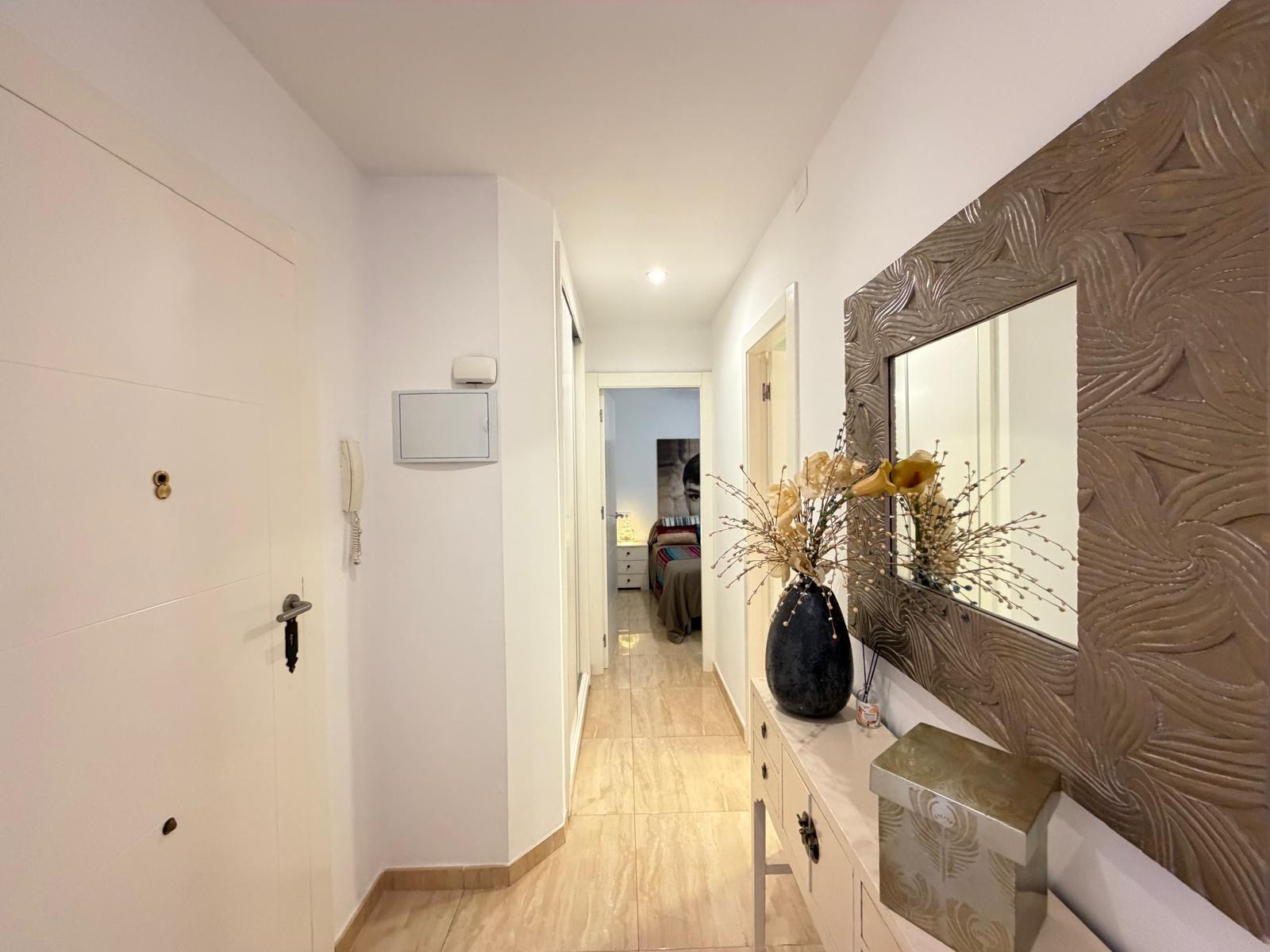 Apartamento en Torrevieja, Alicante, España 2 dormitorios, 54 m2 No. 196067