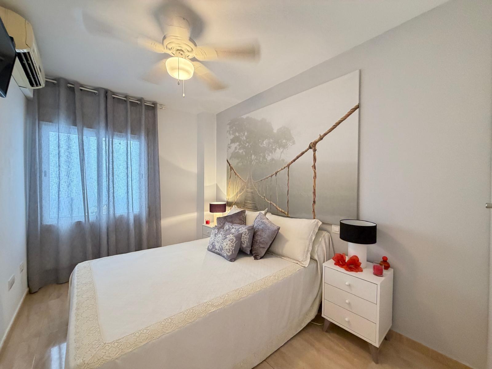 Apartamento en Torrevieja, Alicante, España 2 dormitorios, 54 m2 No. 196067