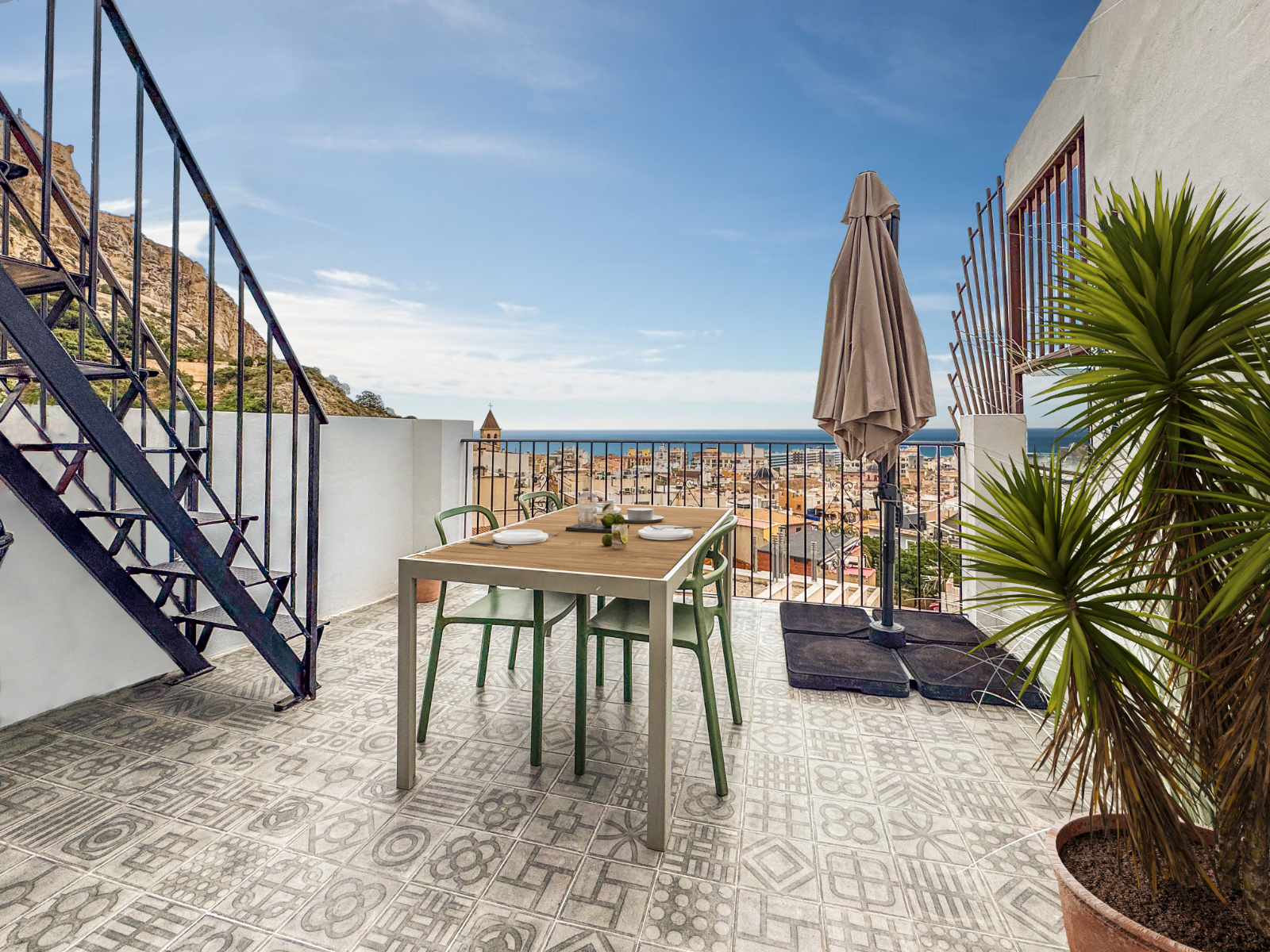 Dzīvoklis Alicante, Spānijā 2 istabas, 110 m2 Nr. 155078