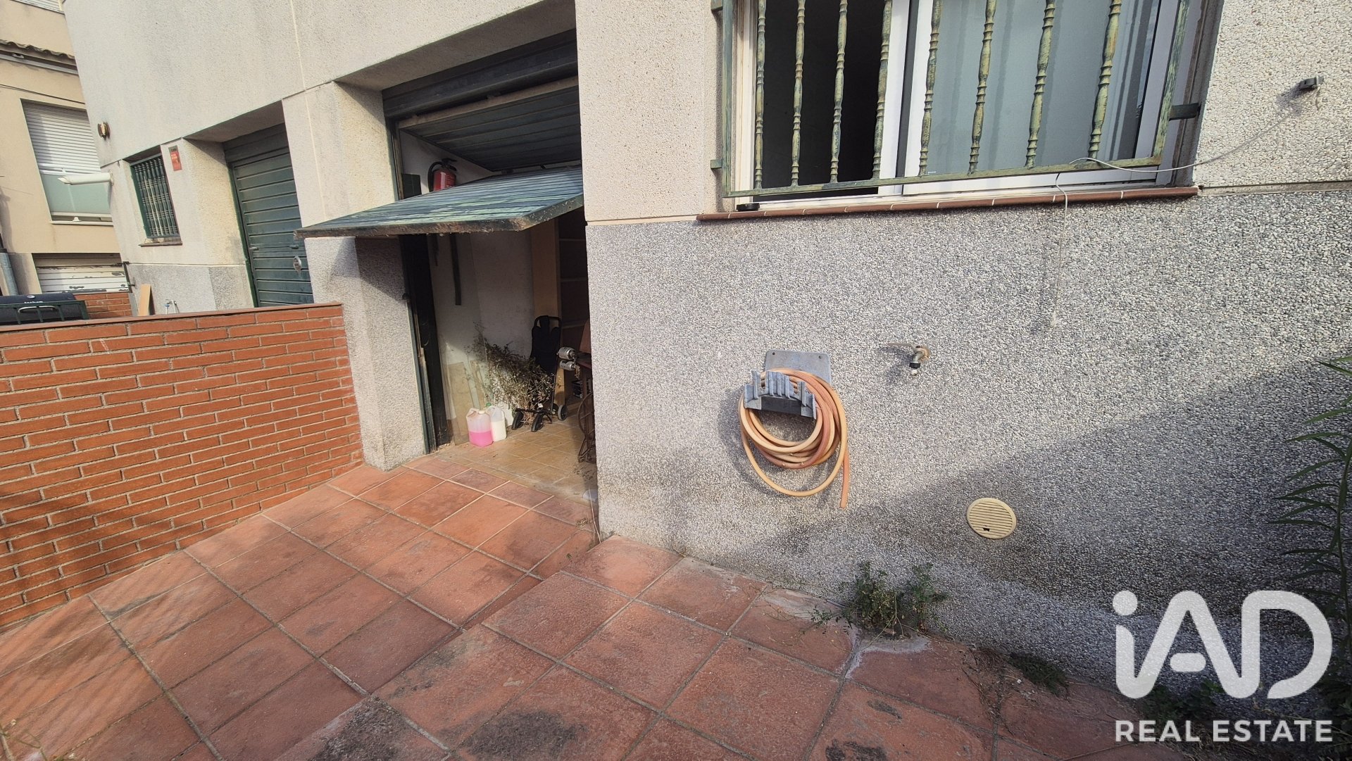 Radhus i Castellet i la Gornal, Barcelona, Spanien 5 sovrum, 129 kvm. Nr. 193466