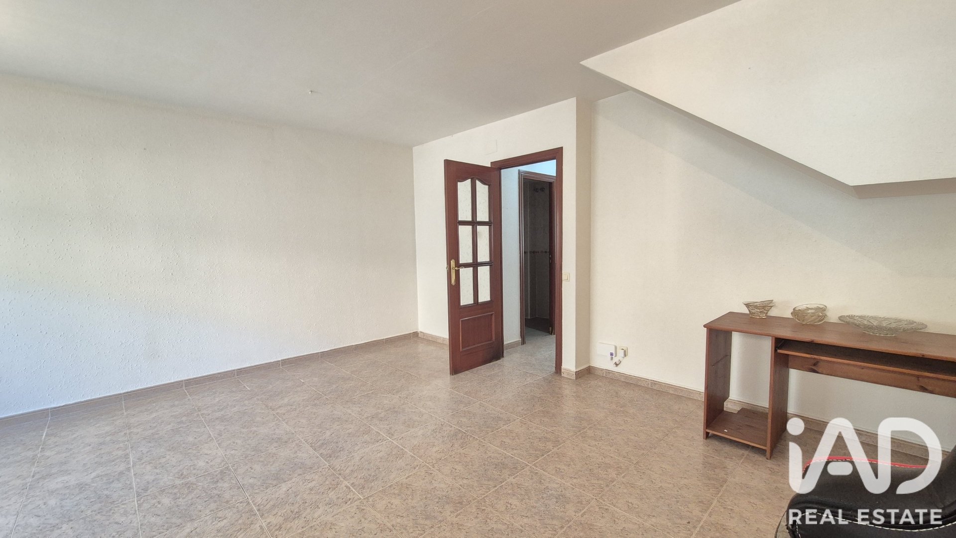Radhus i Castellet i la Gornal, Barcelona, Spanien 5 sovrum, 129 kvm. Nr. 193466